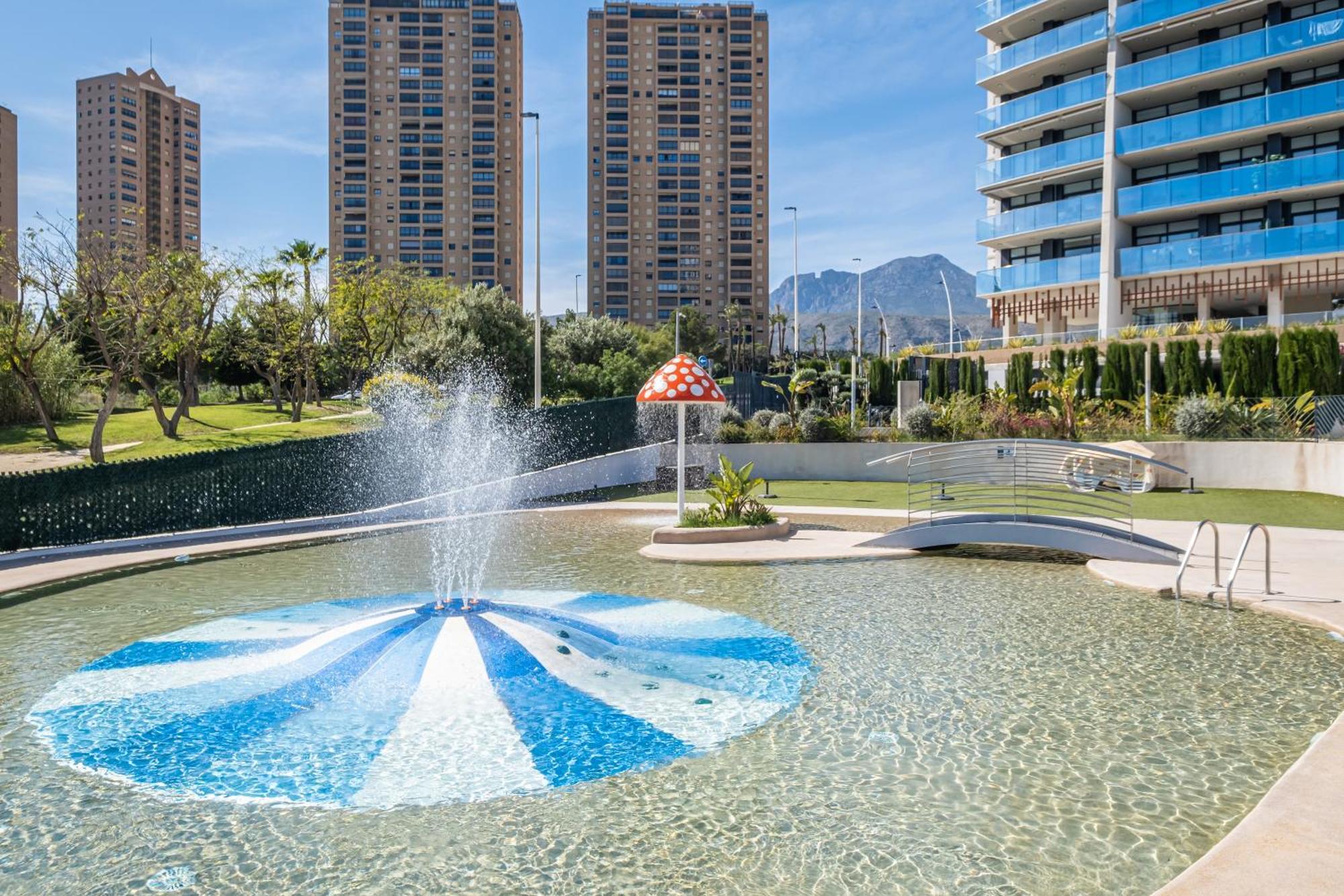 Sunset Drive Resort Apartment 4-8 Poniente Beach Benidorm Exterior foto